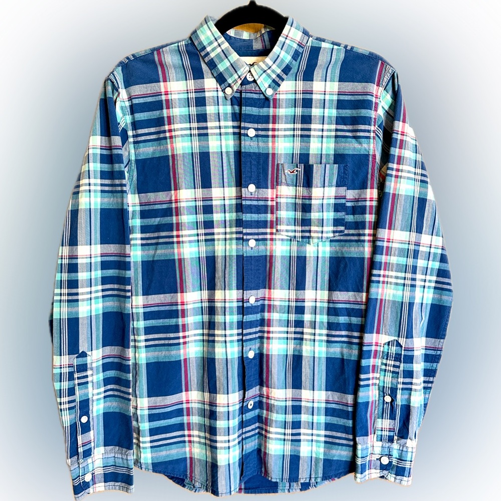 Hollister Men’s Blue Plaid Button Down Shirt. Men’s Medium.